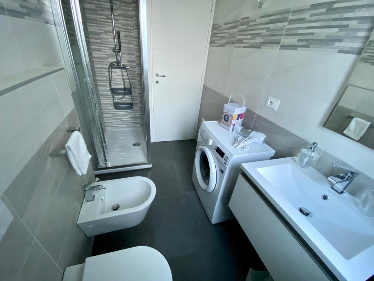 Appartamenti Golfo Borromeo 3 E 4 Baveno Exterior photo